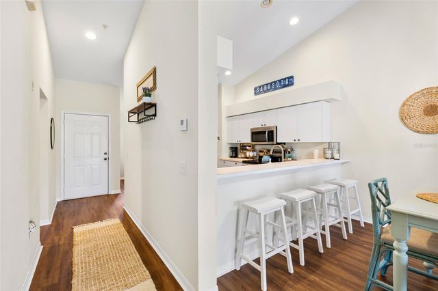 5231 MAHOGANY RUN AVENUE 325, Sarasota, FL 34241