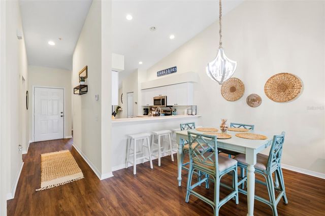 5231 MAHOGANY RUN AVENUE 325, Sarasota, FL 34241