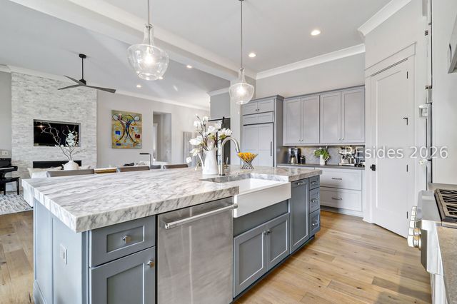 24 Scarborough Head Rd, Hilton Head Island, SC 29928