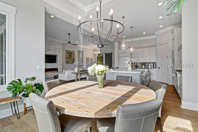 24 Scarborough Head Rd, Hilton Head Island, SC 29928