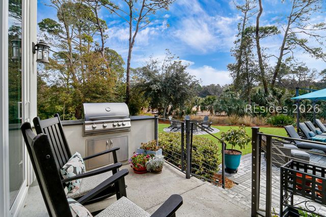 24 Scarborough Head Rd, Hilton Head Island, SC 29928