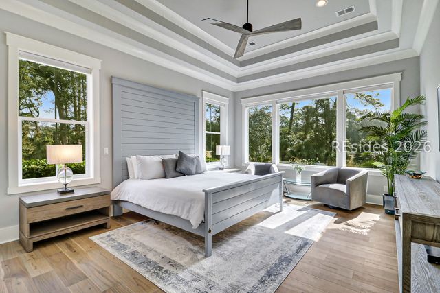 24 Scarborough Head Rd, Hilton Head Island, SC 29928