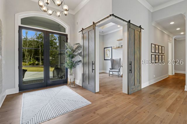 24 Scarborough Head Rd, Hilton Head Island, SC 29928