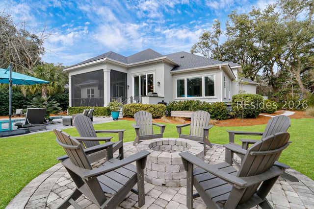 24 Scarborough Head Rd, Hilton Head Island, SC 29928