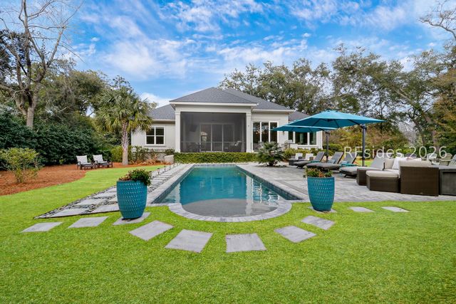 24 Scarborough Head Rd, Hilton Head Island, SC 29928