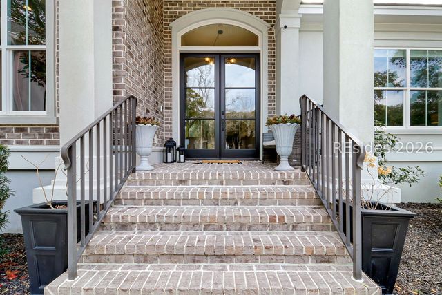 24 Scarborough Head Rd, Hilton Head Island, SC 29928