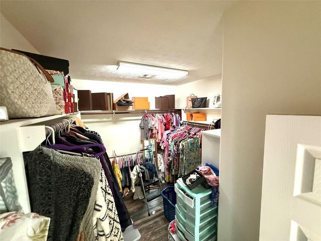 815 Arlington Pointe Drive, League City, TX 77573