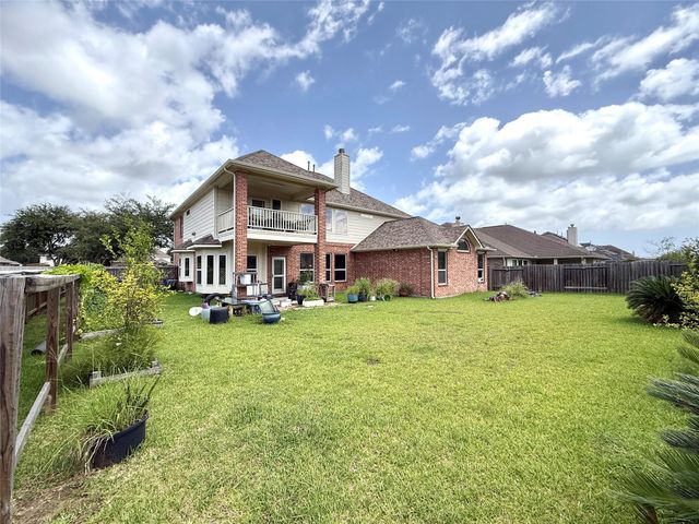 815 Arlington Pointe Drive, League City, TX 77573