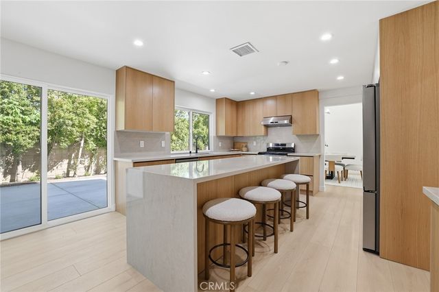 10526 Balcom St, Granada Hills, CA 91344