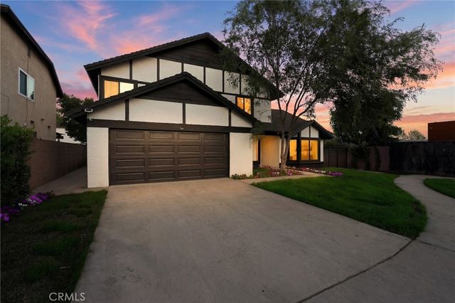 10526 Balcom St, Granada Hills, CA 91344
