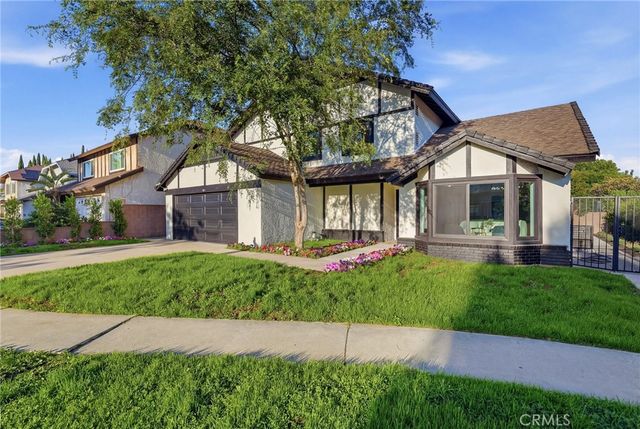 10526 Balcom St, Granada Hills, CA 91344