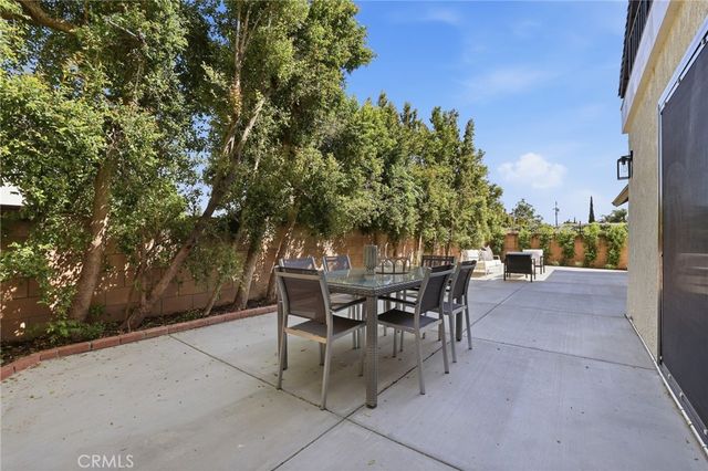 10526 Balcom St, Granada Hills, CA 91344
