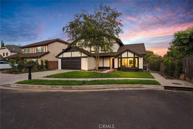10526 Balcom St, Granada Hills, CA 91344