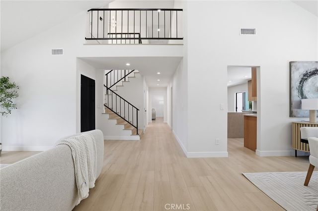 10526 Balcom St, Granada Hills, CA 91344