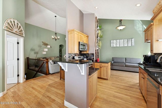 263 W 360 N, Kamas, UT 84036