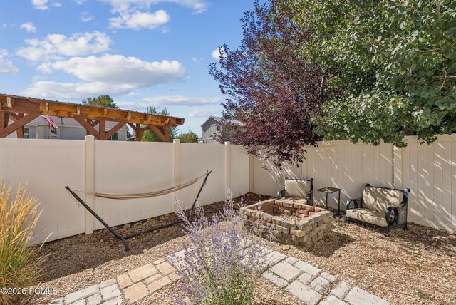 263 W 360 N, Kamas, UT 84036