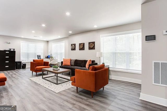 1173 N Hariston Road 2802, Stone Mountain, GA 30083