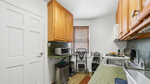 800 Grand Concourse Apt 4EN, New York City, NY 10451