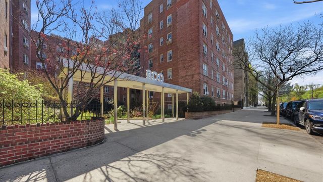 800 Grand Concourse Apt 4EN, New York City, NY 10451
