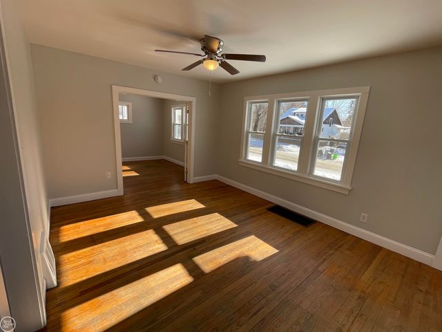 1133 Chestnut Street, Port Huron, MI 48060