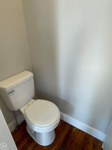 1133 Chestnut Street, Port Huron, MI 48060