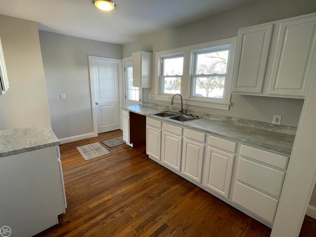 1133 Chestnut Street, Port Huron, MI 48060