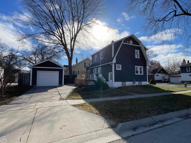 1133 Chestnut Street, Port Huron, MI 48060