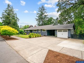3245 Balsam Dr S, Salem, OR 97302