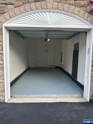 14A Forshee Circle, Montvale, NJ 07645