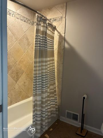 11361 Olde Wood Trail, Tyrone Twp, MI 48430