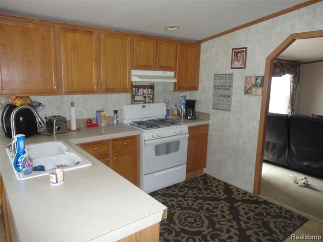 983 Tanners Landing, Monroe, MI 48161