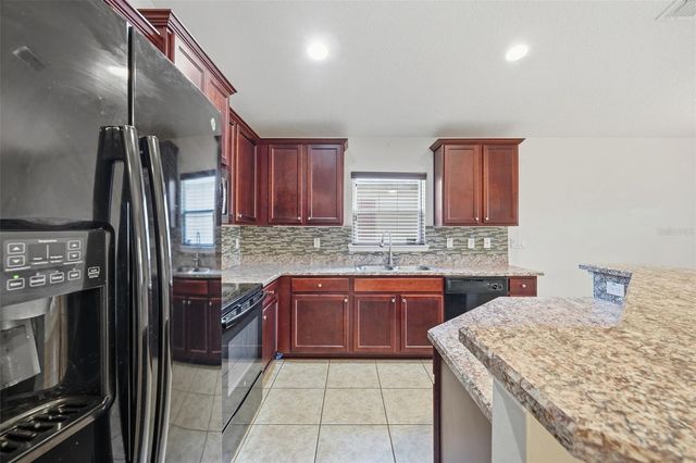 2179 BEXLEY DRIVE, Tavares, FL 32778