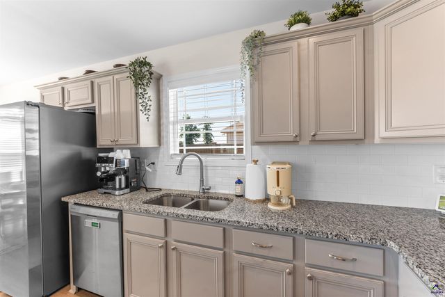 102 Dawson Wyatt Court, Perry, GA 31069