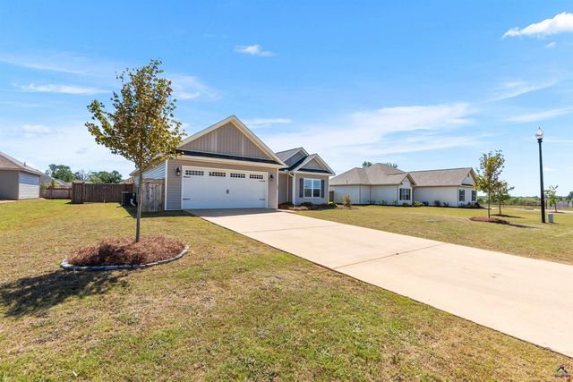 102 Dawson Wyatt Court, Perry, GA 31069