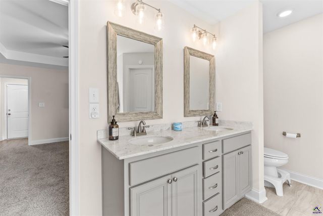 102 Dawson Wyatt Court, Perry, GA 31069