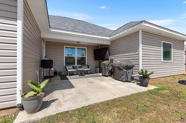 102 Dawson Wyatt Court, Perry, GA 31069