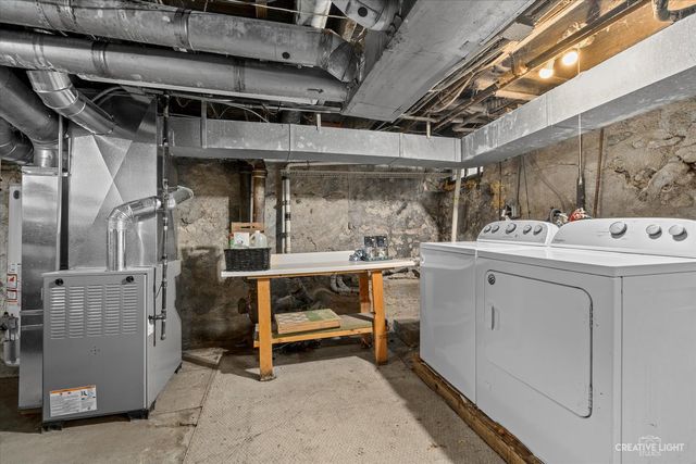 217 Washburn Street UPPER, Elgin, IL 60123