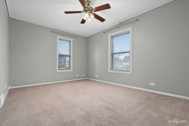 217 Washburn Street UPPER, Elgin, IL 60123