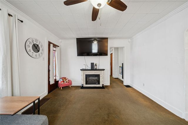 725 3rd Ave, Sutersville, PA 15083