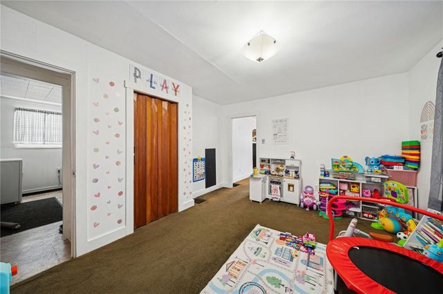 725 3rd Ave, Sutersville, PA 15083