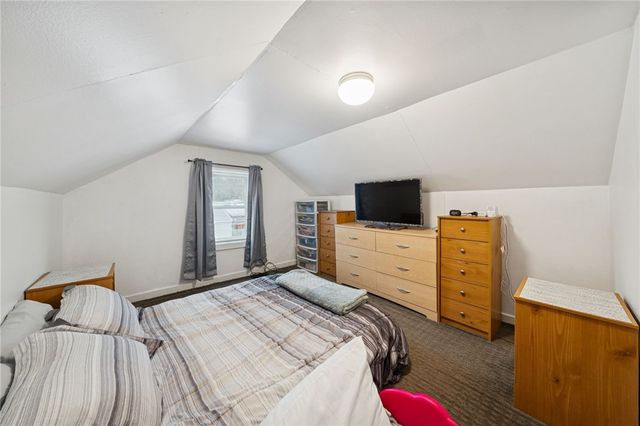 725 3rd Ave, Sutersville, PA 15083