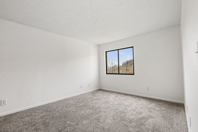 12 Woodland Hills Drive, 6, Southgate, KY 41071