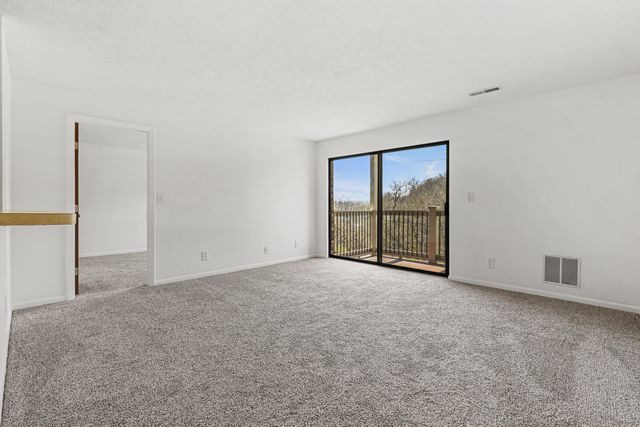 12 Woodland Hills Drive, 6, Southgate, KY 41071