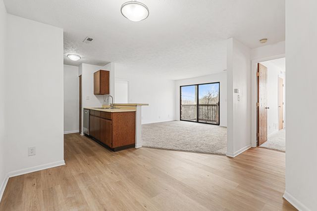 12 Woodland Hills Drive, 6, Southgate, KY 41071