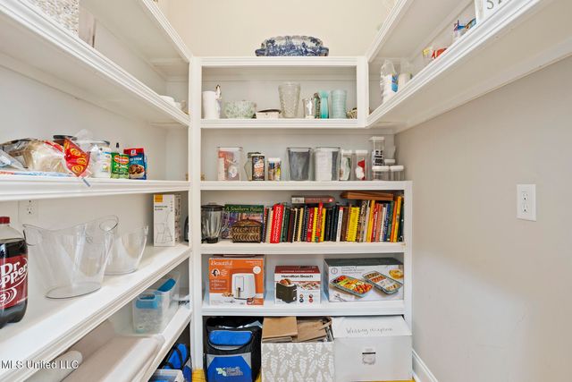 707 Arbor Run, Brandon, MS 39047