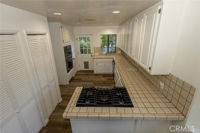 24550 Treasure Vista, Newhall (santa Clarita), CA 91321