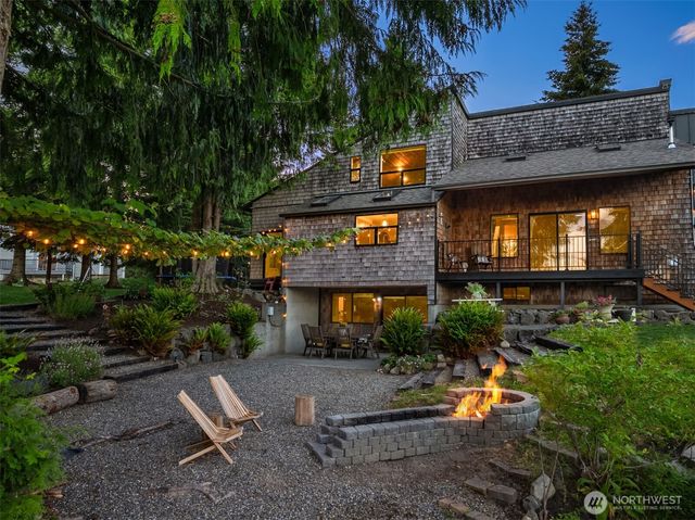5250 NE See Forever Lane, Poulsbo, WA 98370