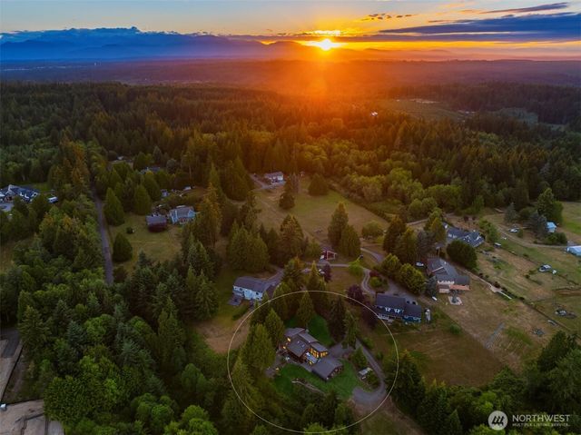 5250 NE See Forever Lane, Poulsbo, WA 98370