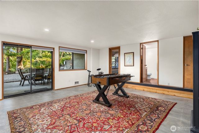 5250 NE See Forever Lane, Poulsbo, WA 98370