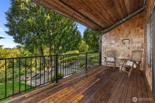 5250 NE See Forever Lane, Poulsbo, WA 98370